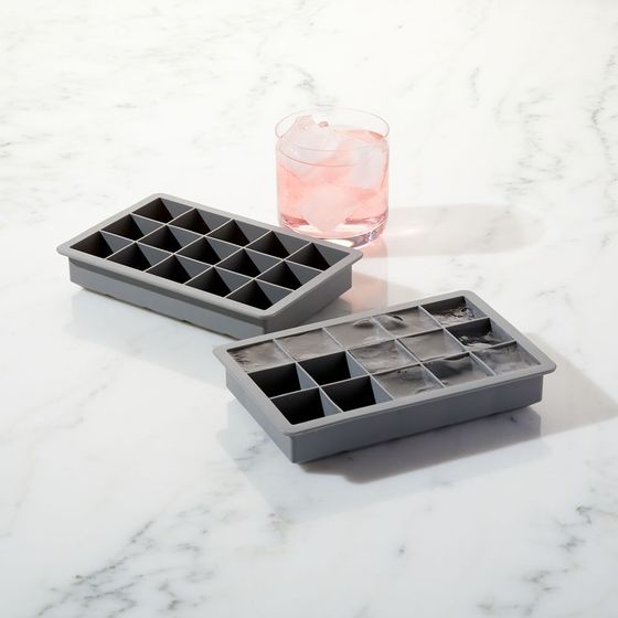 Set-de-2-Cubetas-de-Hielo-En-Silicona